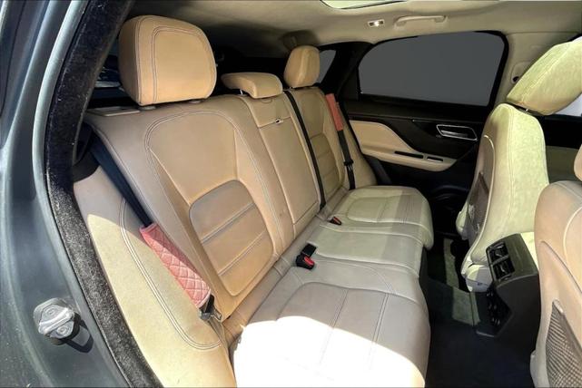Photo of 2018 Yulong White Jaguar F-PACE