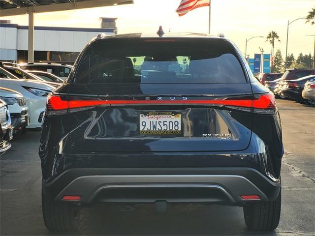 Photo of 2024 Mica Lexus RX 350h