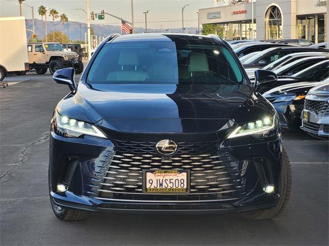 Photo of 2024 Mica Lexus RX 350h