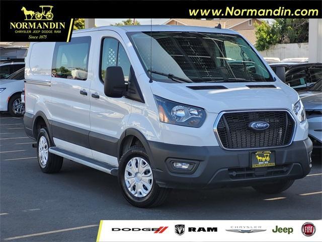 2023 Ford Transit-250