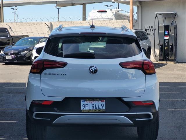 Photo of 2021 Summit White Buick Encore GX