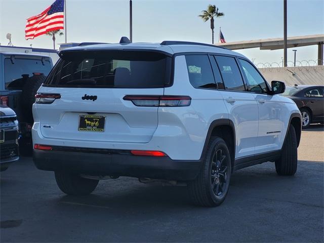 Photo of 2024 Bright White Clearcoat Jeep Grand Cherokee L