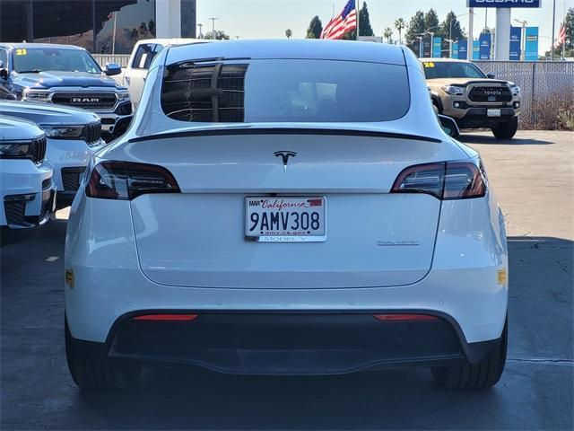 Photo of 2022 Pearl White Tesla Model Y