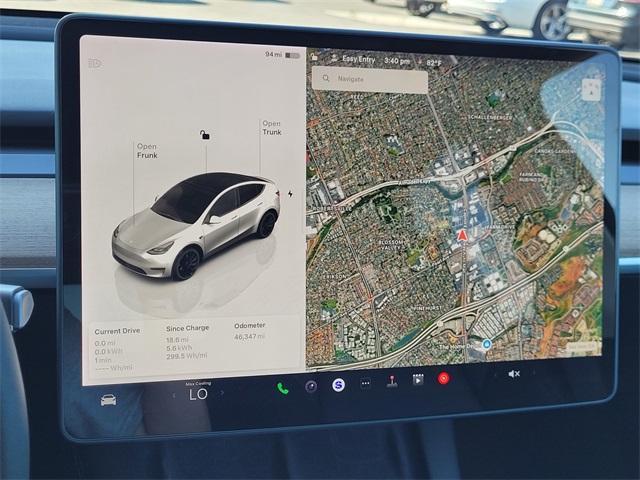 Photo of 2022 Pearl White Tesla Model Y