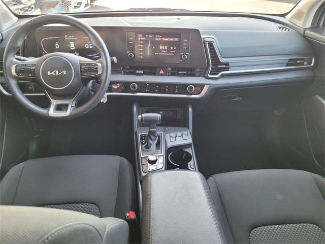 Photo of 2024 Steel Gray Kia Sportage