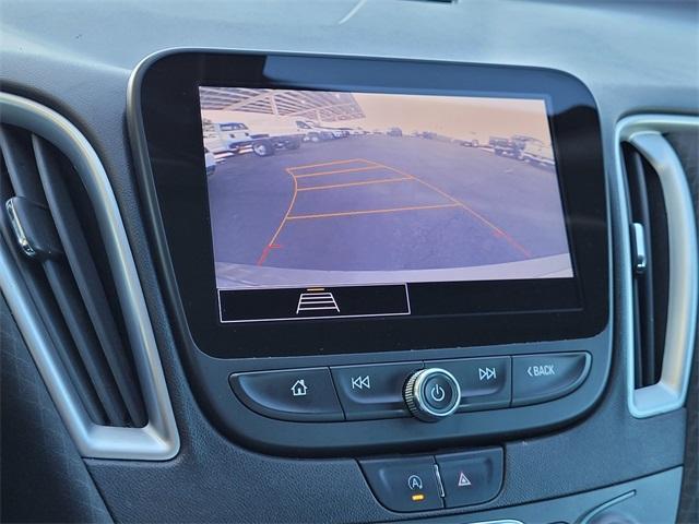 Photo of 2022 Mineral Gray Metallic Chevrolet Malibu