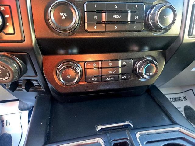 Photo of 2020 Oxford White Ford F-150
