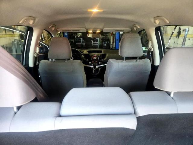 Photo of 2016 Alabaster Silver Metallic Honda CR-V