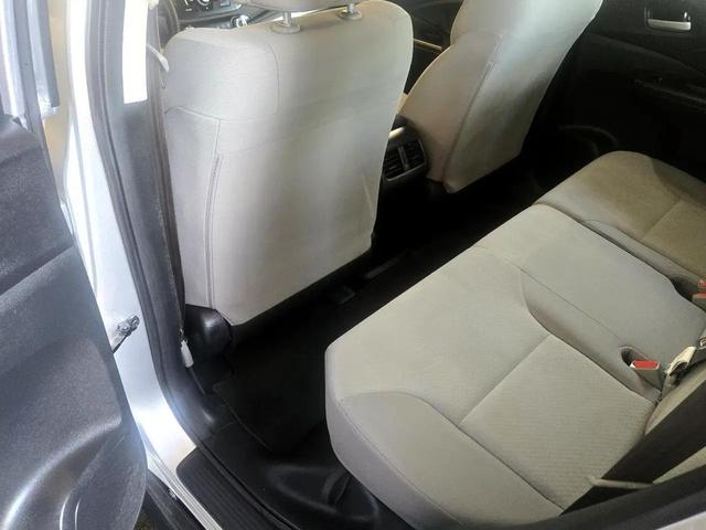 Photo of 2016 Alabaster Silver Metallic Honda CR-V