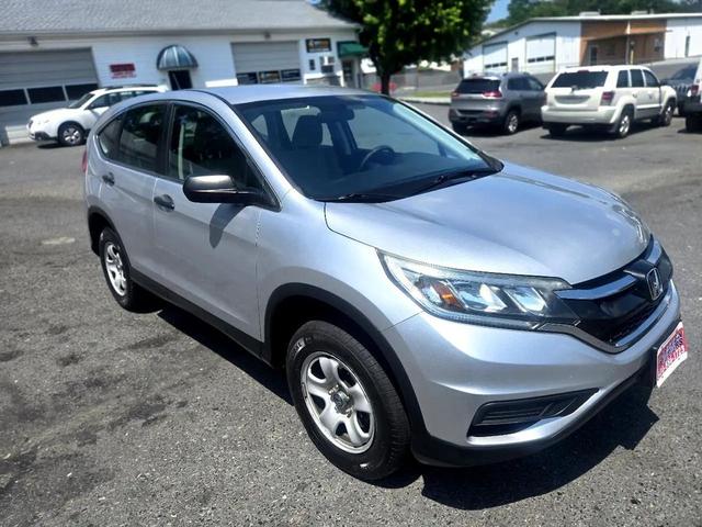 Photo of 2016 Alabaster Silver Metallic Honda CR-V