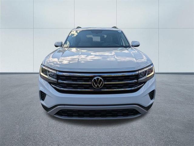 Photo of 2022 Pure White Volkswagen Atlas