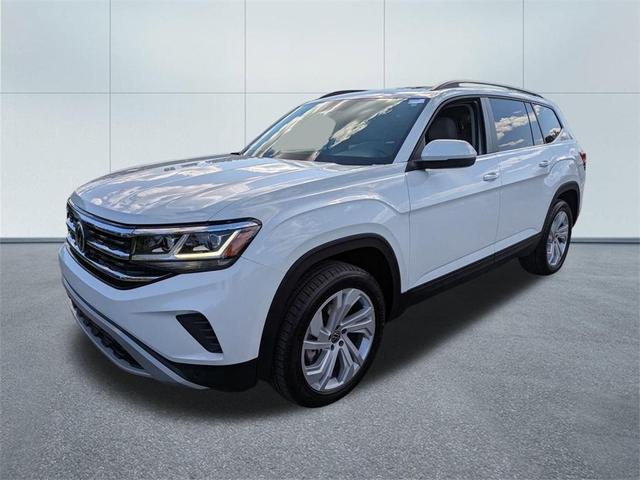 Photo of 2022 Pure White Volkswagen Atlas