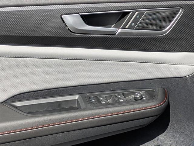 Photo of 2025 Avocado Green Pearl Volkswagen Atlas