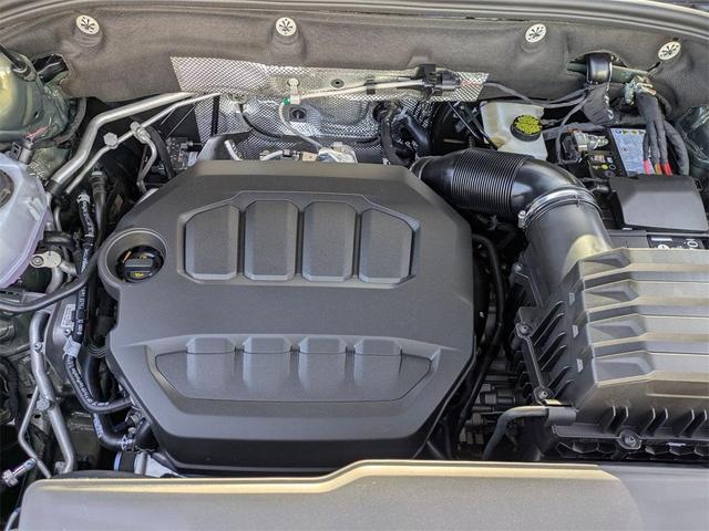 Photo of 2025 Avocado Green Pearl Volkswagen Atlas