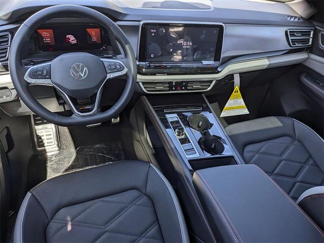 Photo of 2025 Avocado Green Pearl Volkswagen Atlas