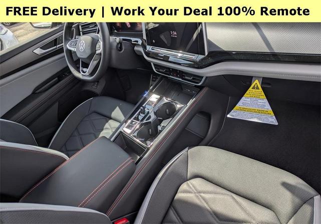 Photo of 2025 Pure Gray Volkswagen Atlas