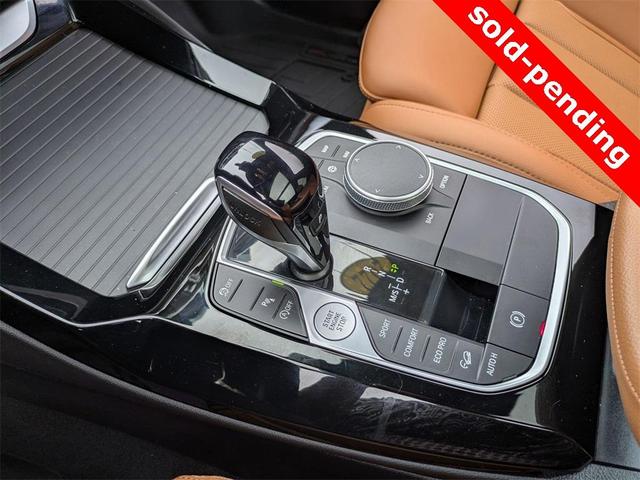 Photo of 2022 Jet Black BMW X3