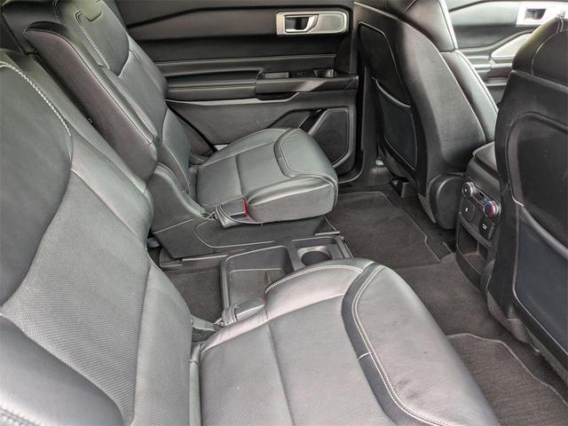 Photo of 2020 Blue Metallic Ford Explorer