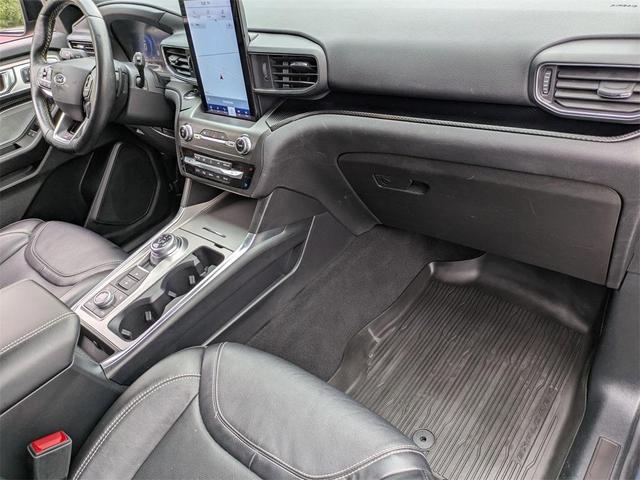 Photo of 2020 Blue Metallic Ford Explorer