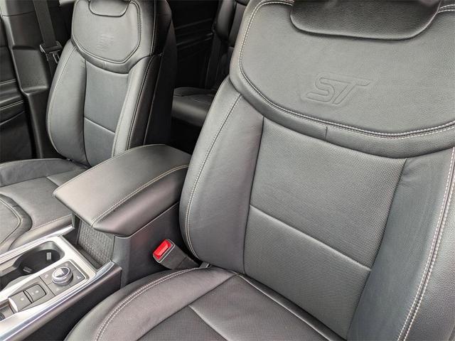 Photo of 2020 Blue Metallic Ford Explorer