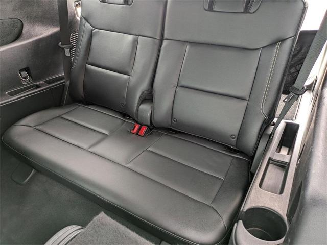 Photo of 2020 Blue Metallic Ford Explorer