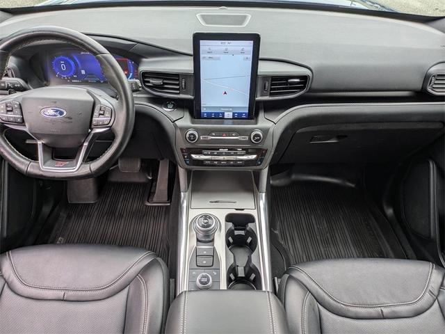 Photo of 2020 Blue Metallic Ford Explorer