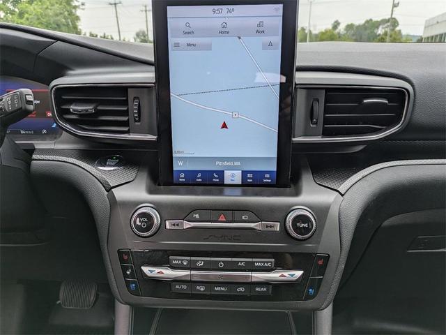 Photo of 2020 Blue Metallic Ford Explorer