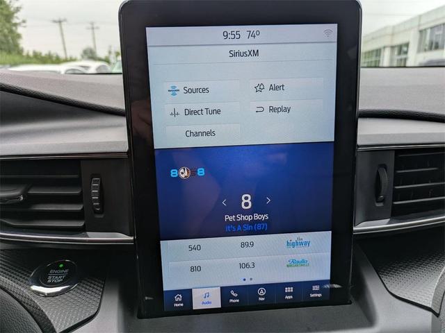 Photo of 2020 Blue Metallic Ford Explorer