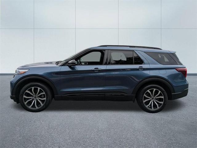 Photo of 2020 Blue Metallic Ford Explorer