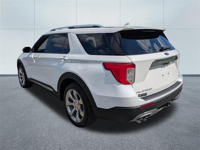 Photo of 2020 Star White Ford Explorer