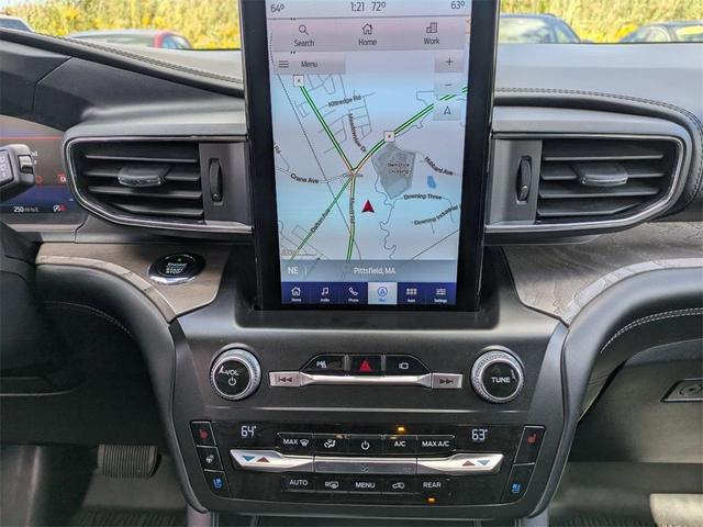 Photo of 2020 Star White Ford Explorer