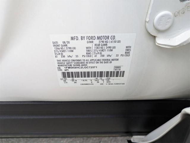 Photo of 2020 Star White Ford Explorer