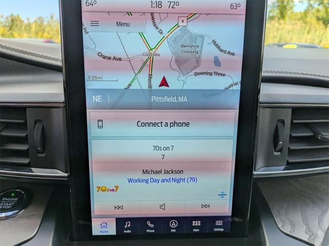 Photo of 2020 Star White Ford Explorer