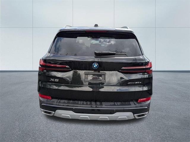 Photo of 2025 Black Sapphire Metallic BMW X5 PHEV