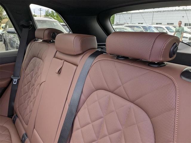 Photo of 2025 Black Sapphire Metallic BMW X5 PHEV