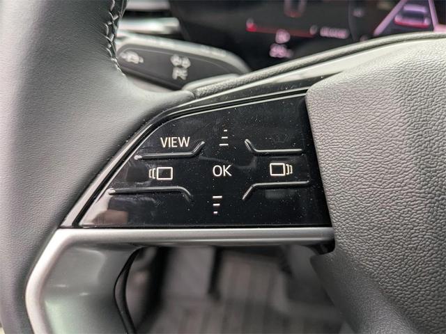 Photo of 2025 Tambora Gray Metallic Audi Q5