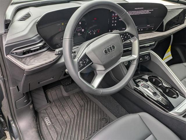Photo of 2025 Tambora Gray Metallic Audi Q5