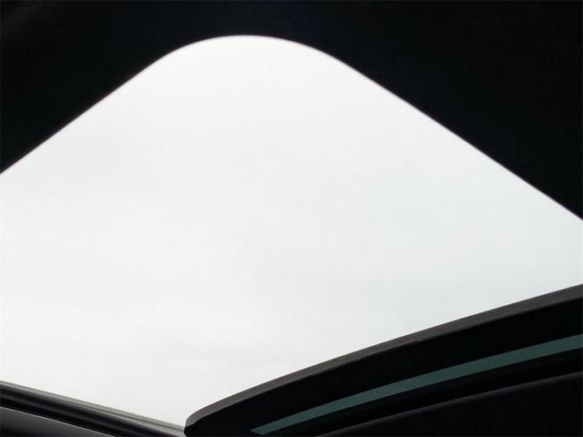 Photo of 2025 Tambora Gray Metallic Audi Q5