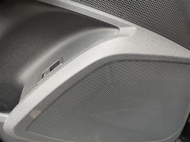 Photo of 2025 Tambora Gray Metallic Audi Q5