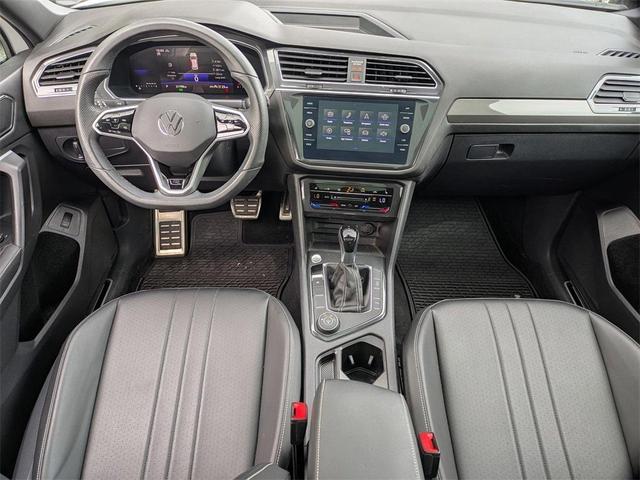 Photo of 2024 Opal White Pearl Effect Volkswagen Tiguan