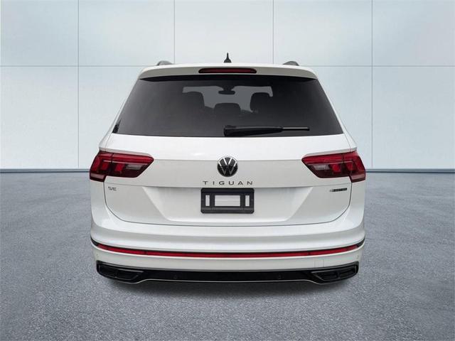 Photo of 2024 Opal White Pearl Effect Volkswagen Tiguan