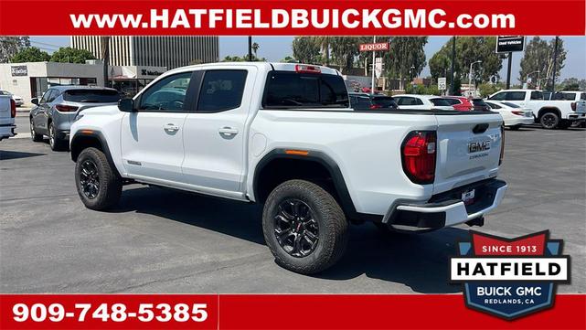 Photo of 2025 Summit White GMC Canyon