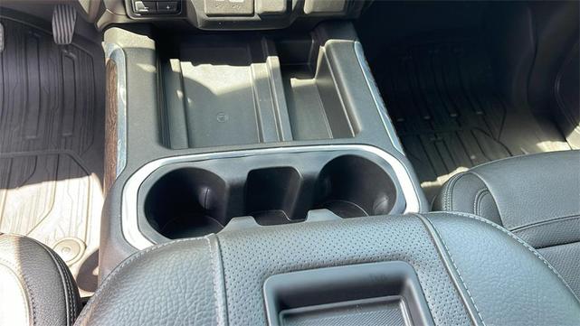 Photo of 2021 White Frost Tricoat GMC Sierra 2500