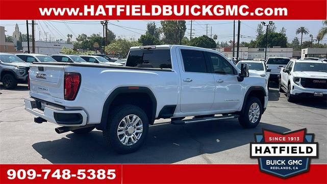 Photo of 2021 White Frost Tricoat GMC Sierra 2500