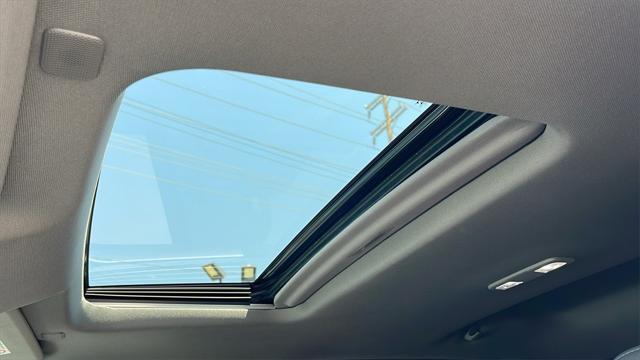Photo of 2021 White Frost Tricoat GMC Sierra 2500