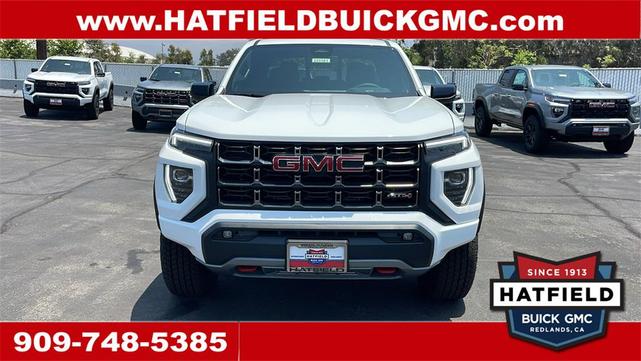 Photo of 2025 Summit White GMC Canyon