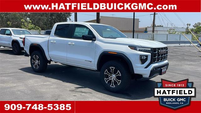 Photo of 2025 Summit White GMC Canyon