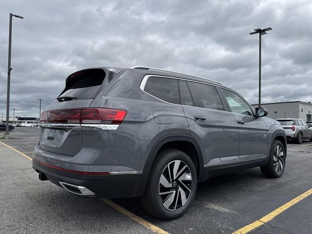 Photo of 2025 Pure Gray Volkswagen Atlas