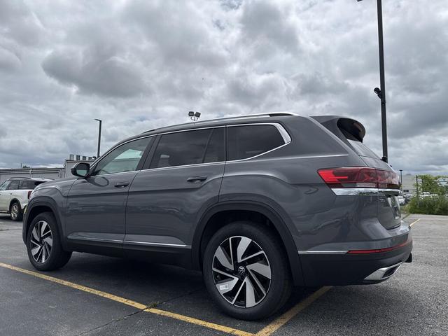 Photo of 2025 Pure Gray Volkswagen Atlas