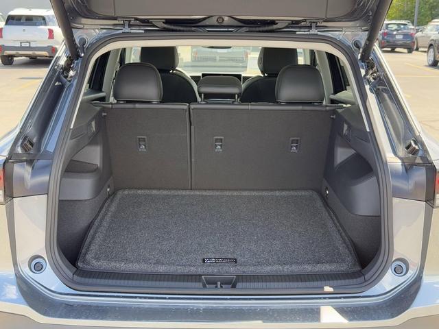 Photo of 2025 Platinum Gray Metallic Volkswagen Tiguan